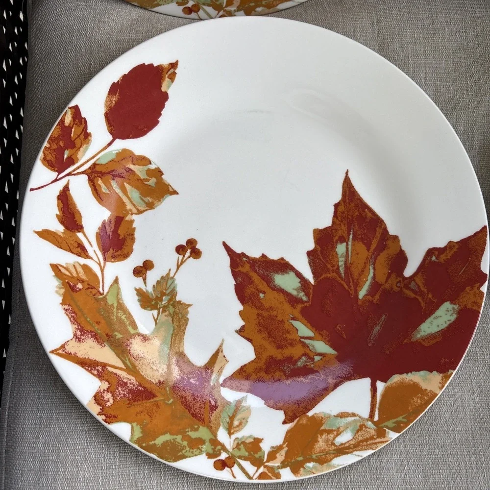 Royal Norfolk 10 1/2in. Dinner Plates Fall Leaves Acorns  Autumn Set of 4